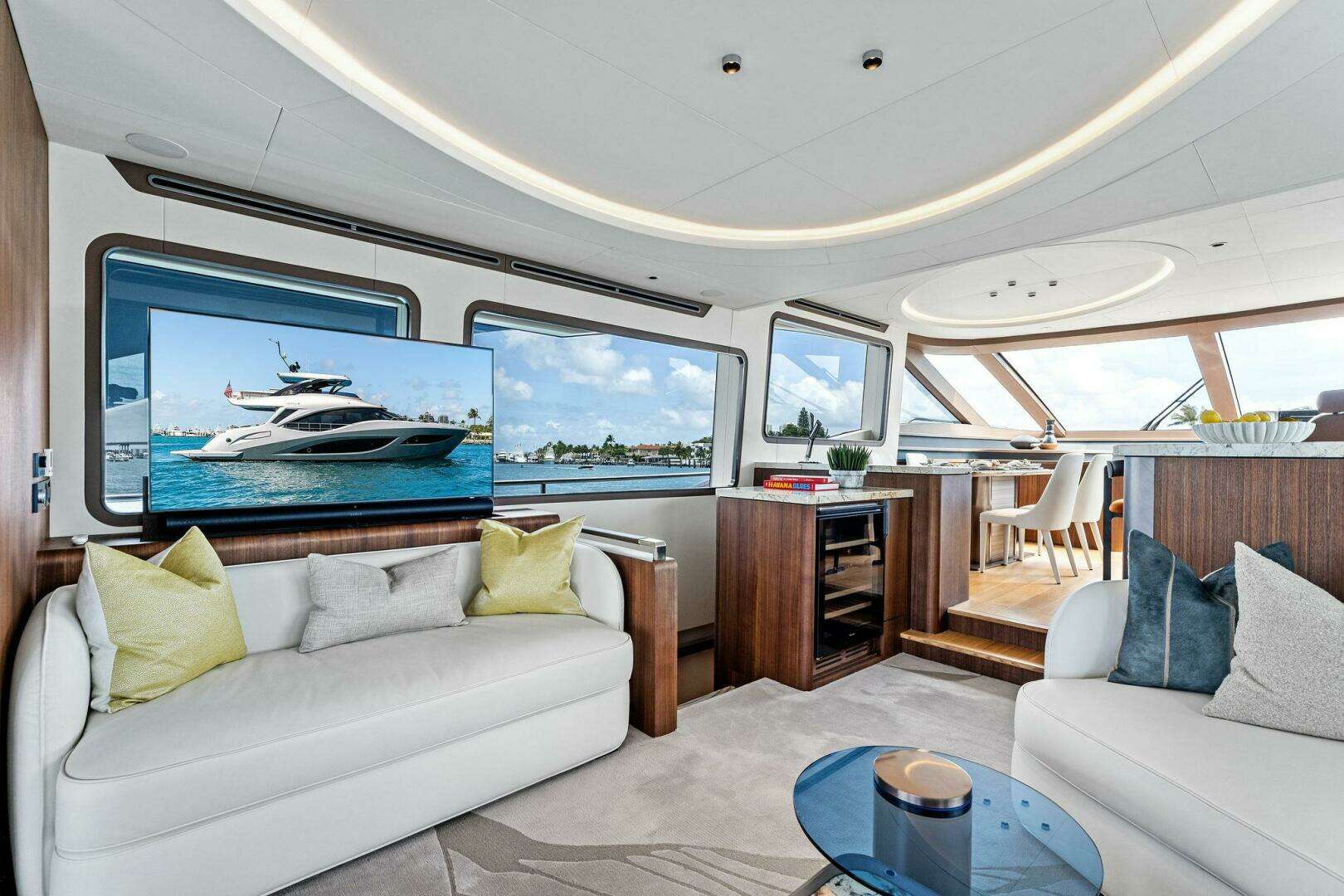 2024 Aquitalia Yachts Flybridge - Image 12