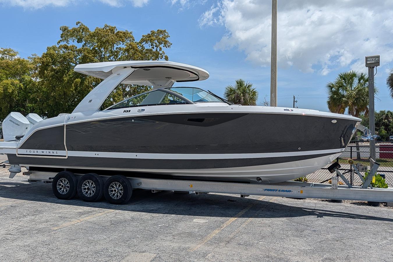 2026 Four Winns H33 OB