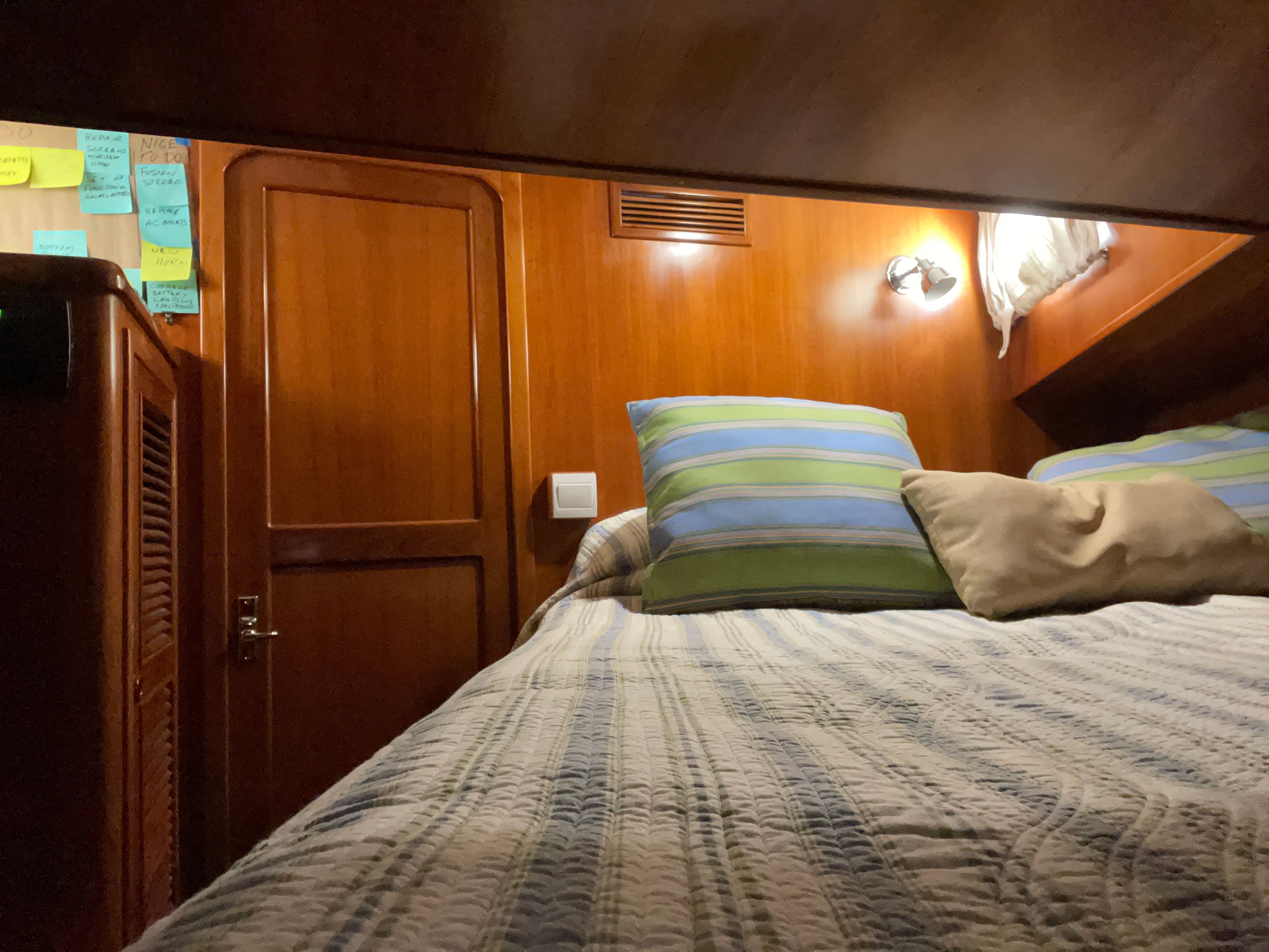 2005 Mariner Orient 38 - 10