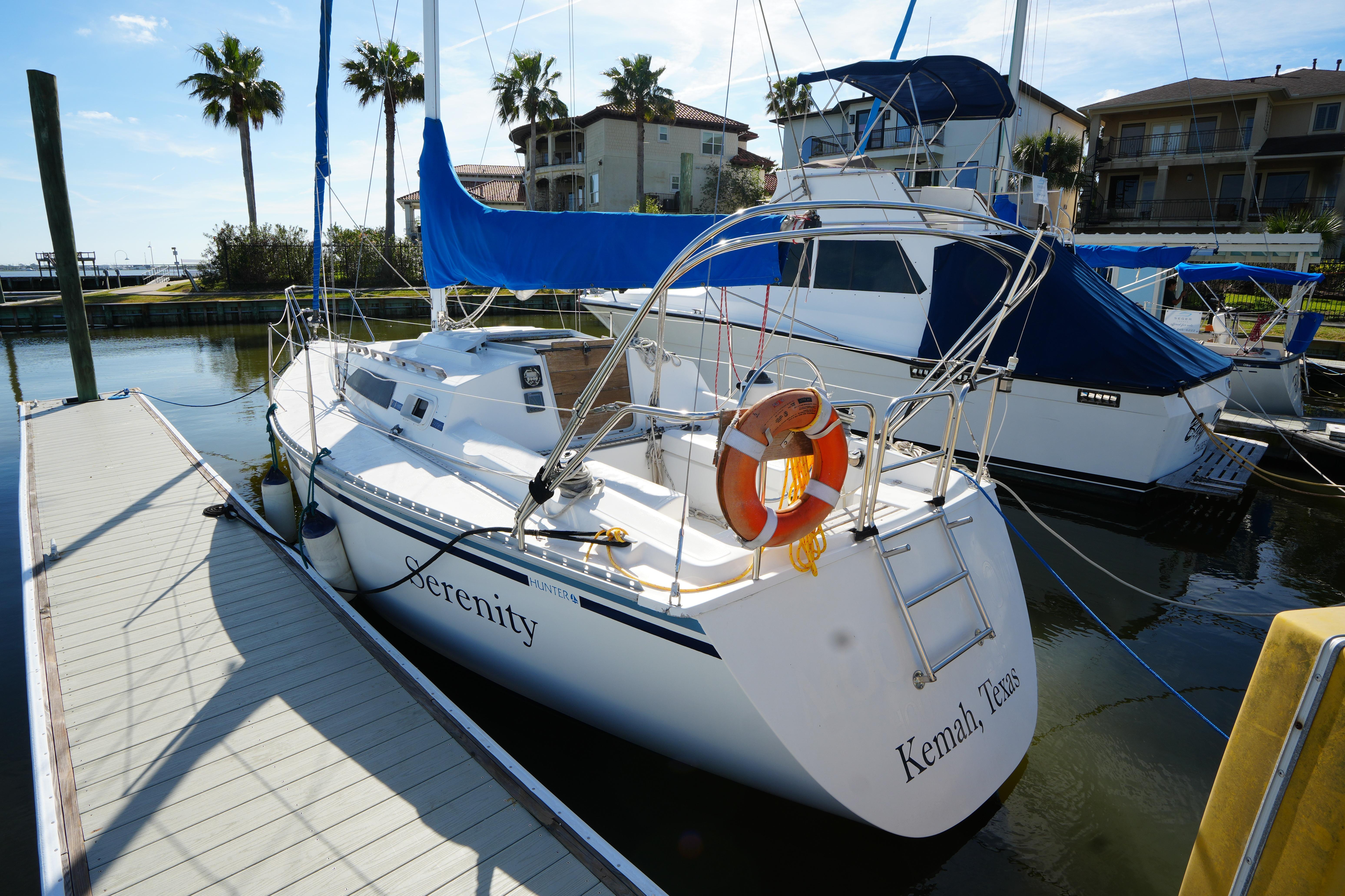 1986 Hunter 28.5