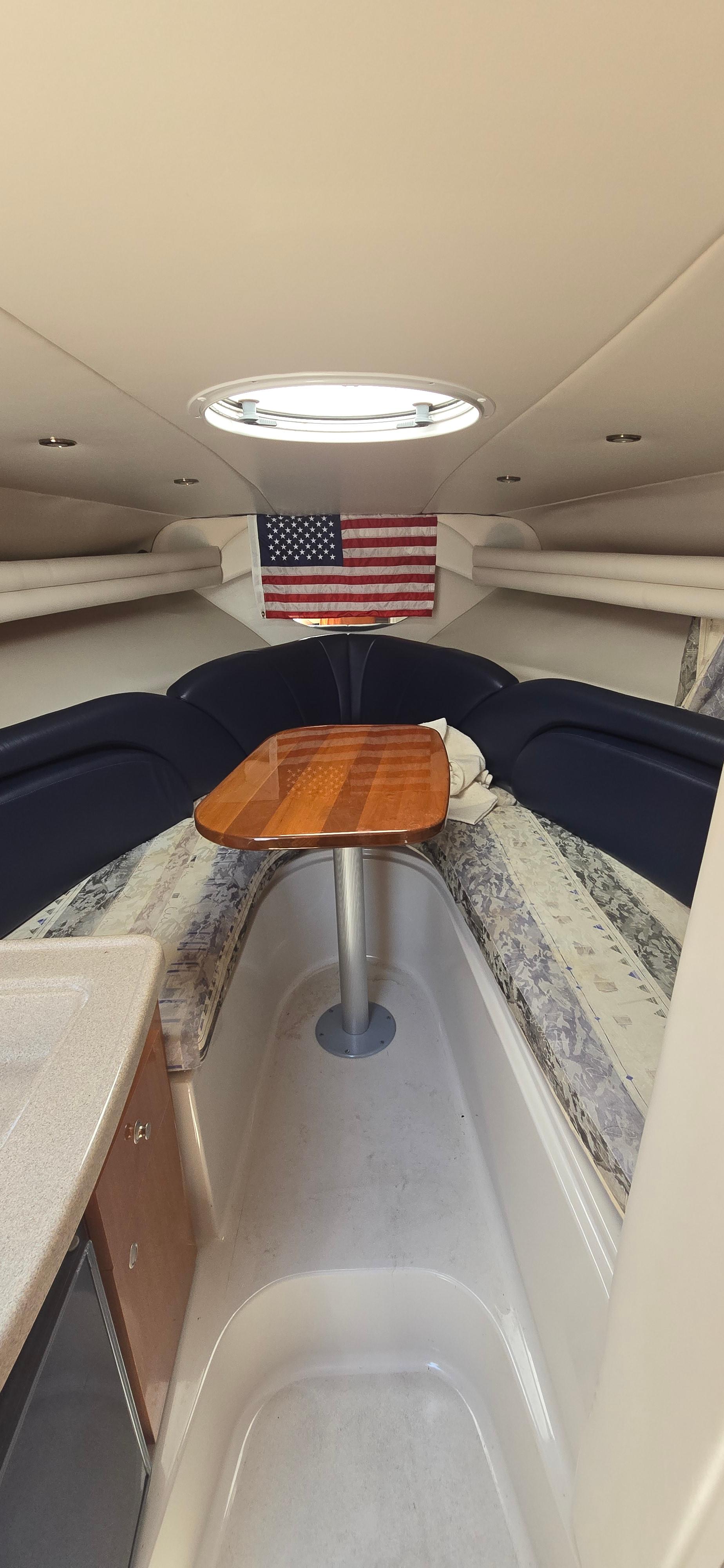 2001 Four Winns 268 Vista - 13