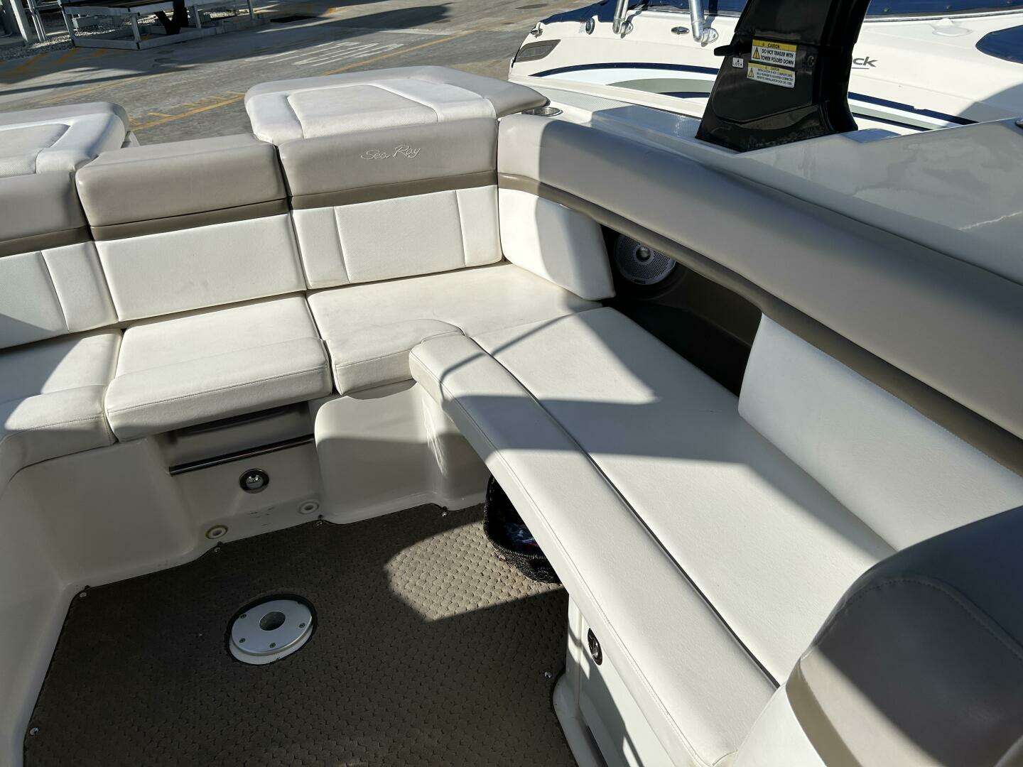2013 Sea Ray 270 SLX - Image 16