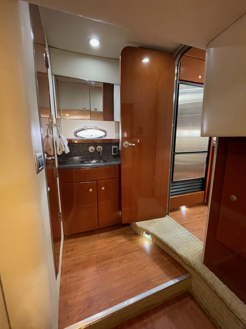 2008 Formula 45 Yacht - Image 38