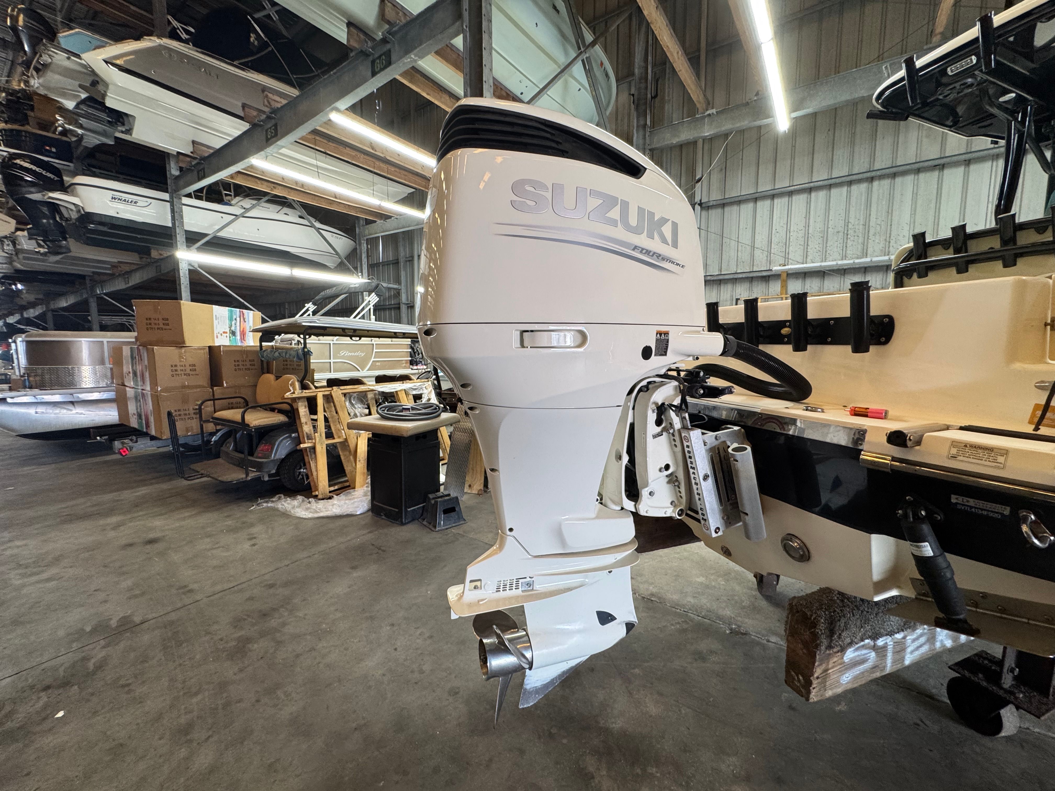 2020 Sea Born LX24 Center Console - 9