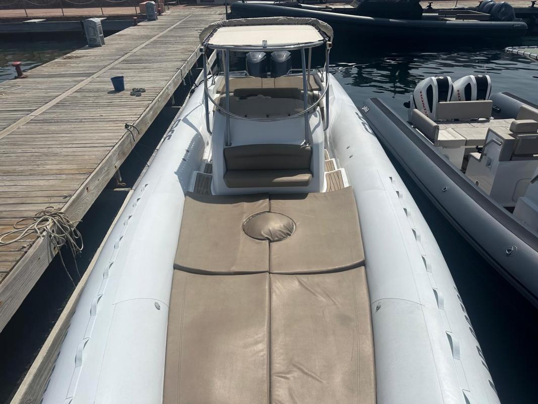 Sacs Stratos S42