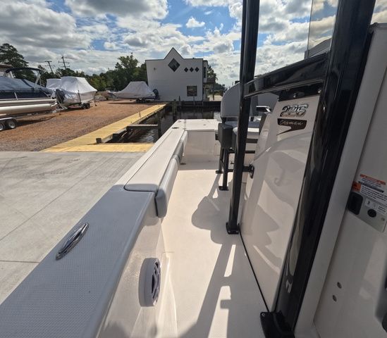 2026 Robalo Cayman 226 In Stock Trailer Included - 24