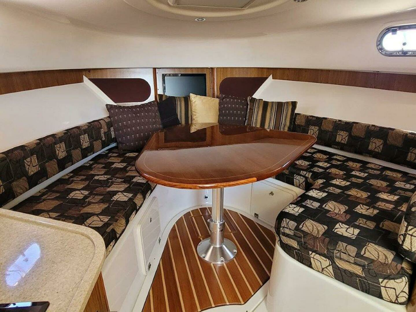 2013 Pursuit 345 Offshore - Image 29