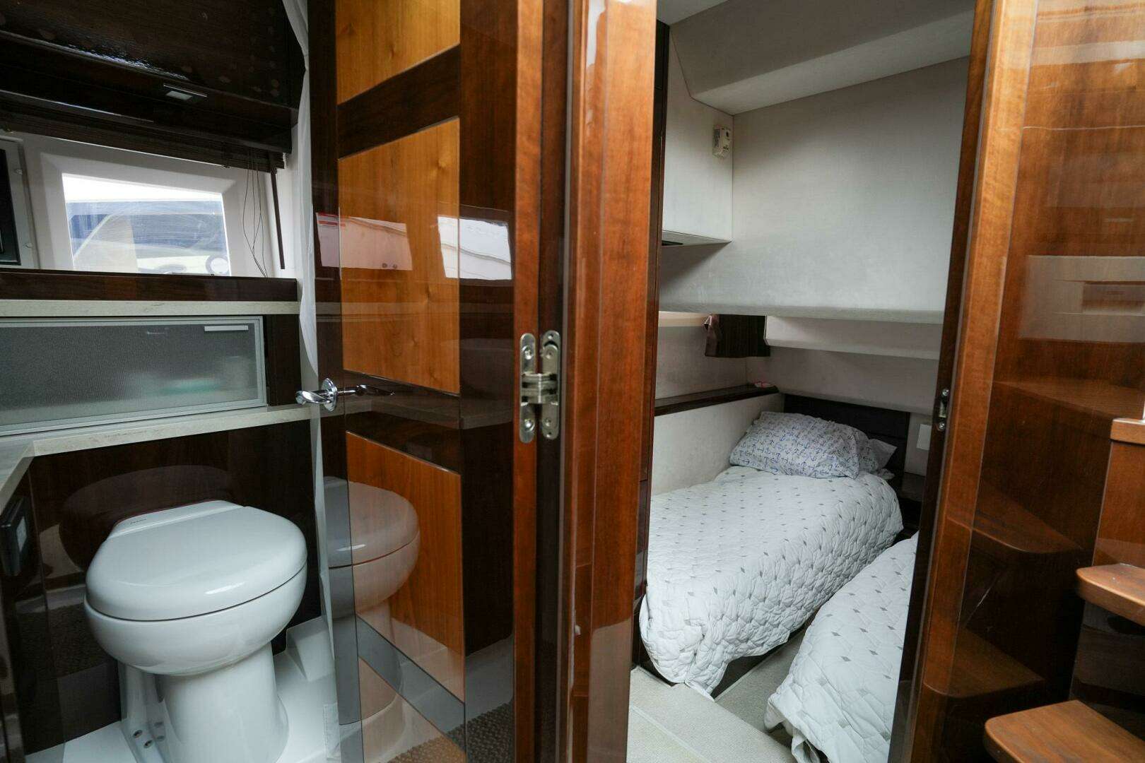 2017 Galeon 43 SKY - Image 38