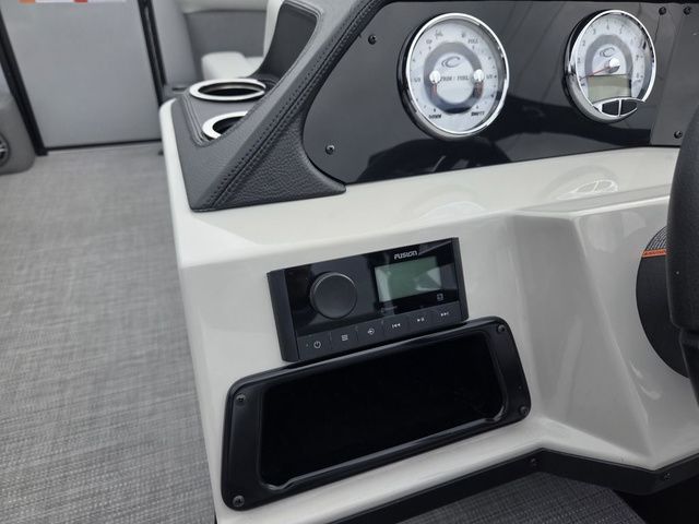 2026 Crest Conquest SE 220 Cruise 2-Tube W/115Hp And Trailer - 21