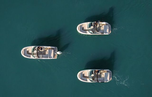 2026 Sea Ray 230 SDX - 11