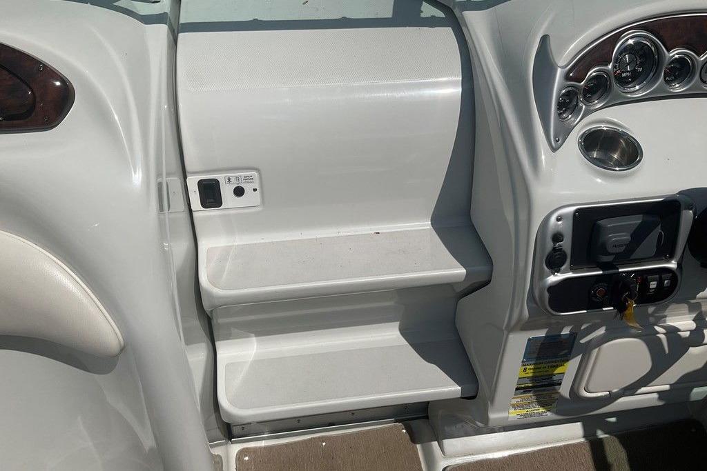 2015 Crownline 236 SC boat dashboard with controls and gauges.