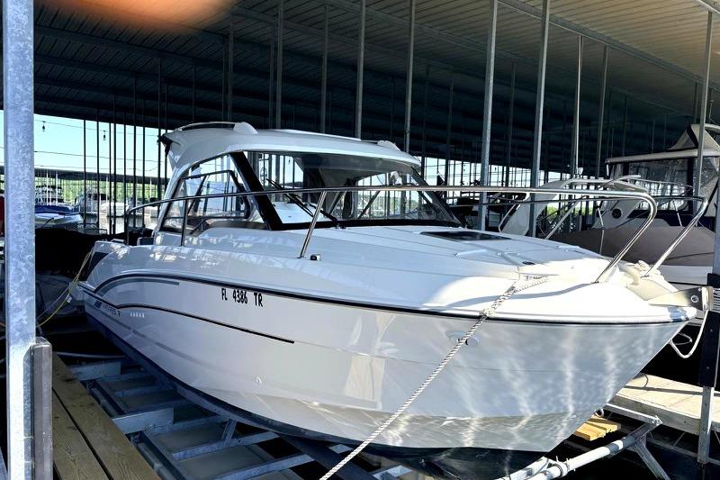2023 Beneteau Antares 7