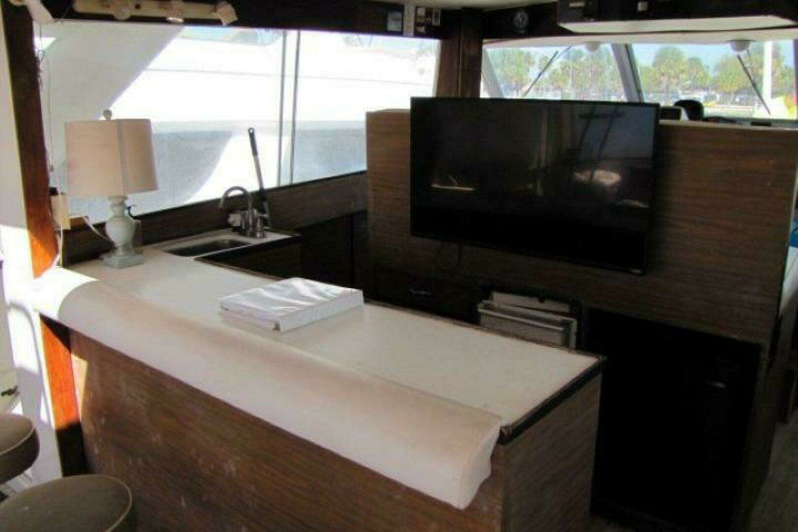 1973 Chris-Craft 55 Commander - Image 14
