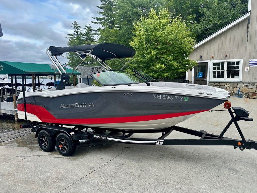2020 MasterCraft NXT22
