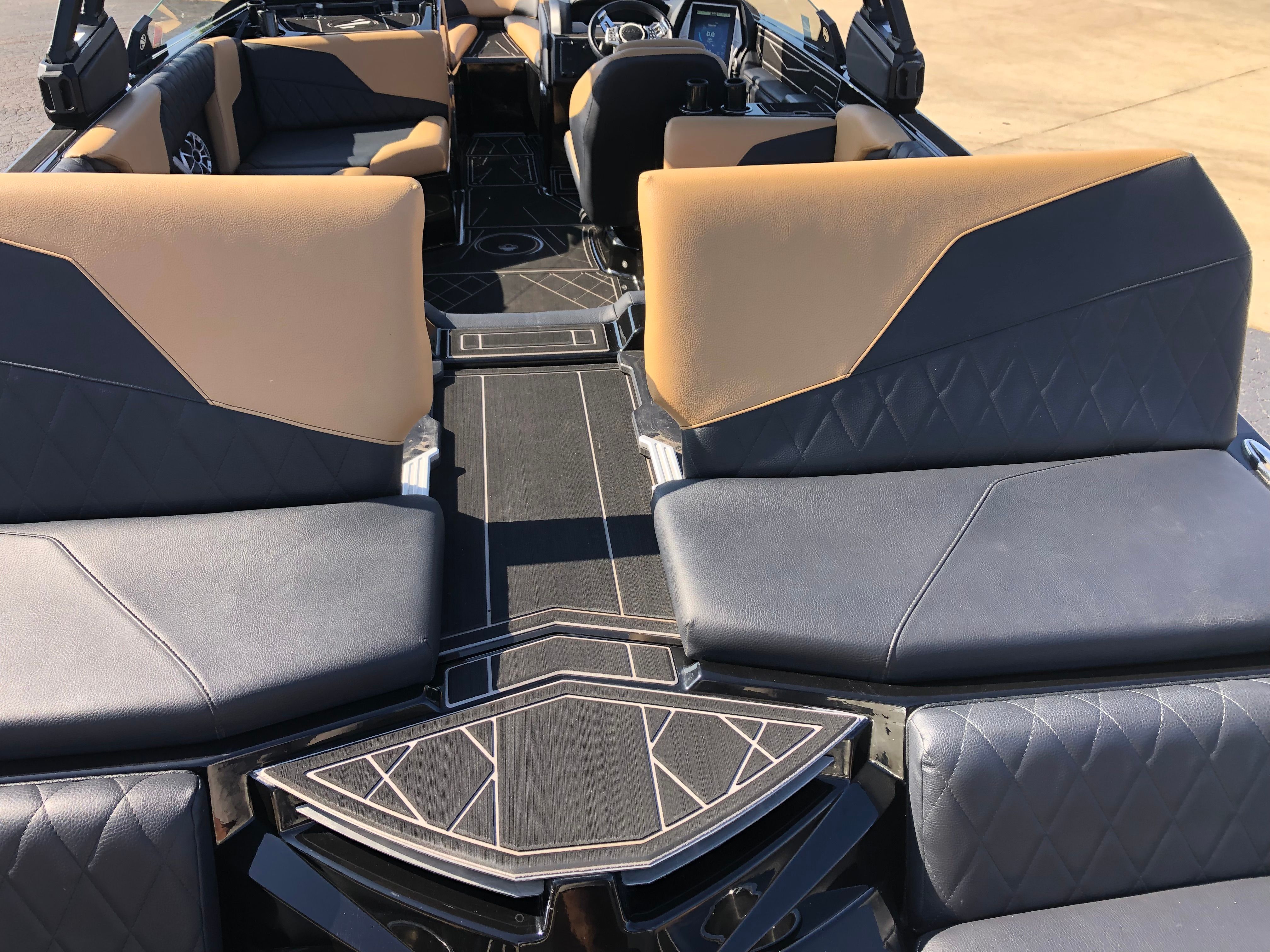 2022 Tigé Z3 - 15