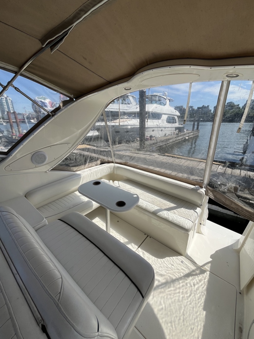 2003 Maxum 2900 SCR - Image 4