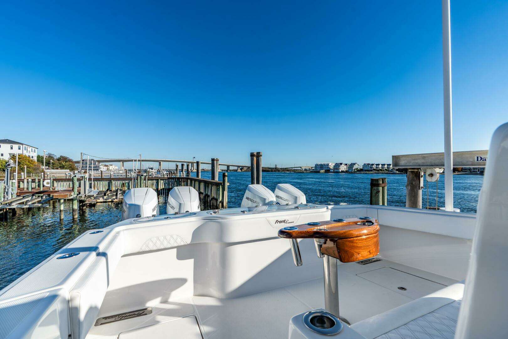 2025 Front Runner 43 Catamaran - Image 23