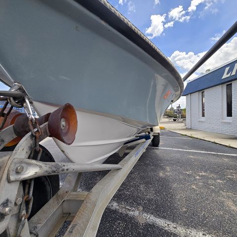 1987 Maverick 18 Master Angler - 9