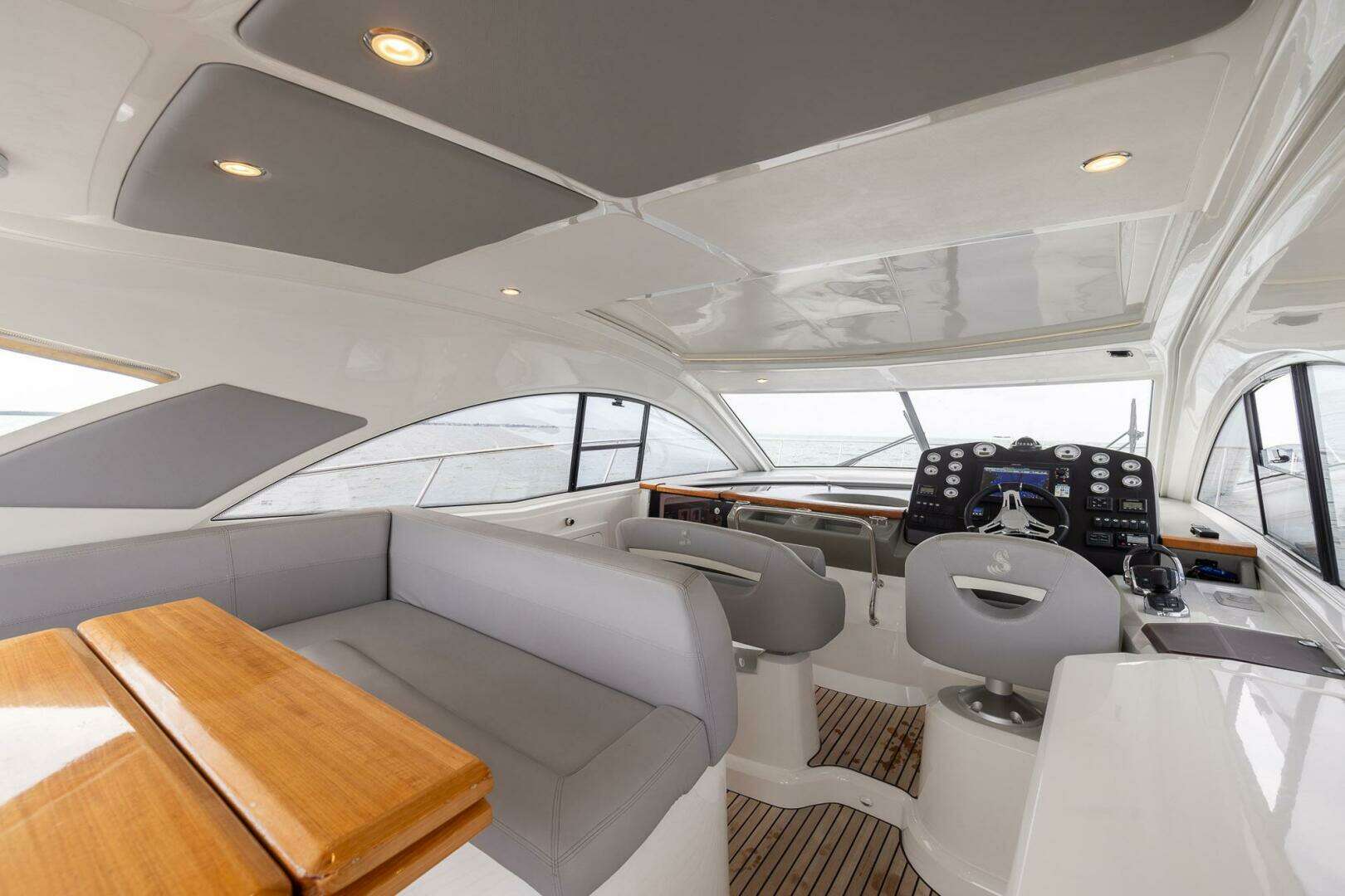 2014 Beneteau Gran Turismo 44 - Image 8