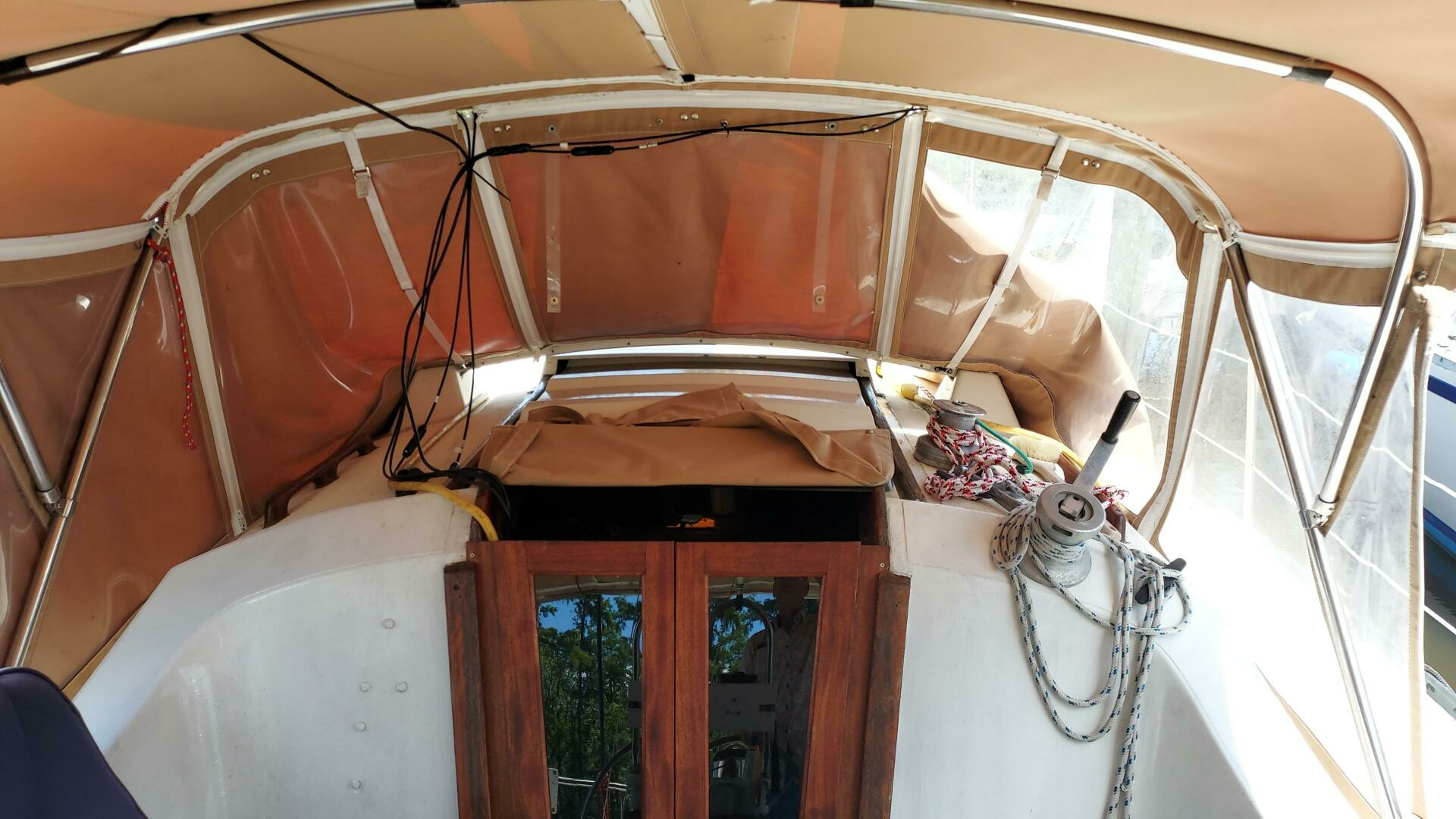 1977 Islander 36 - Image 22