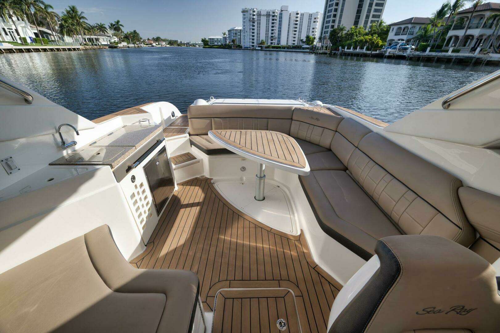 2016 Sea Ray 350 SLX - Image 16