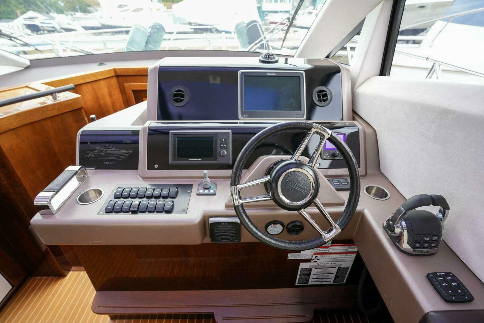 2017 Galeon 43 SKY - Image 23
