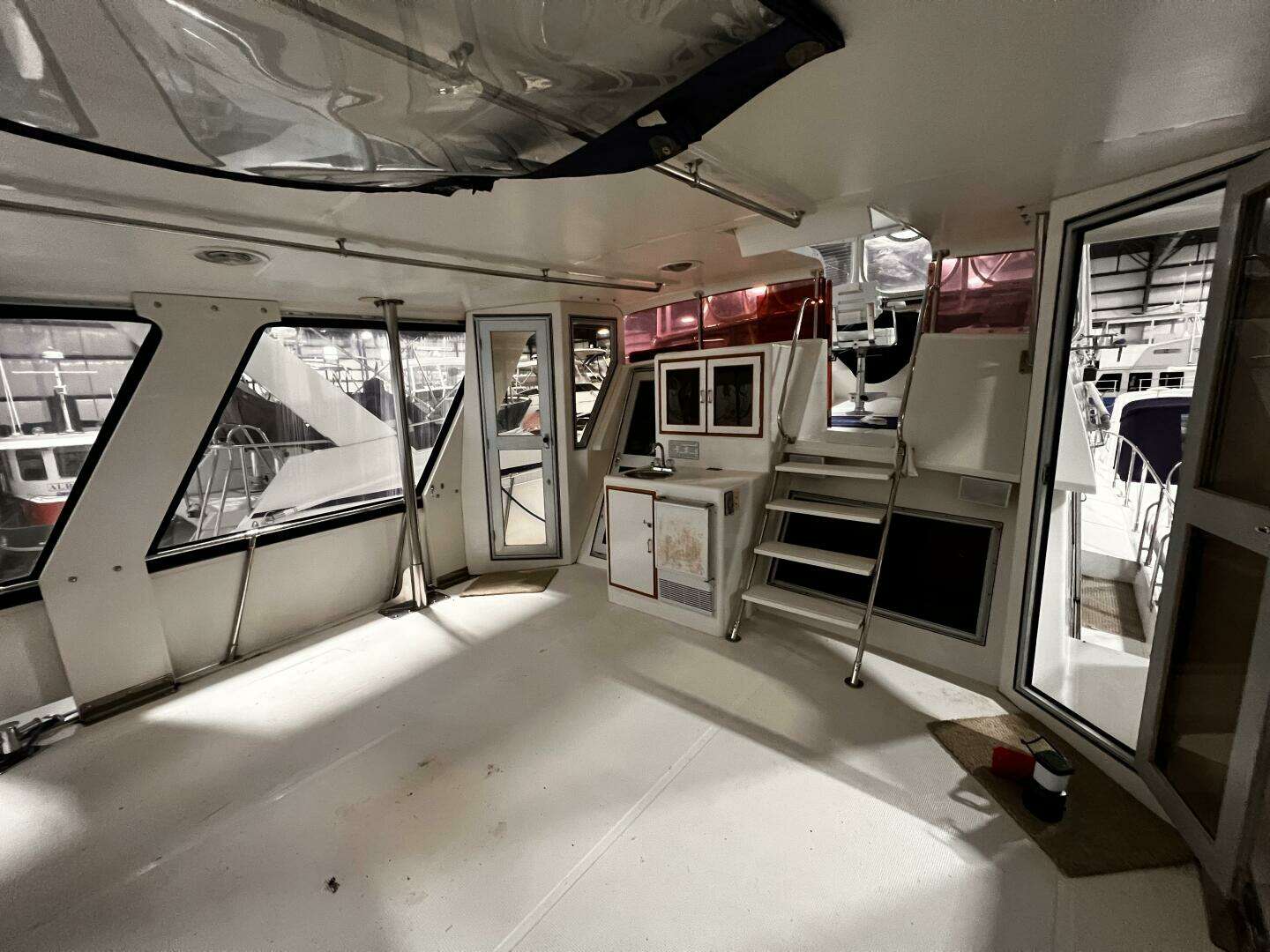 1989 Hi-Star 48 Sundeck - Image 7