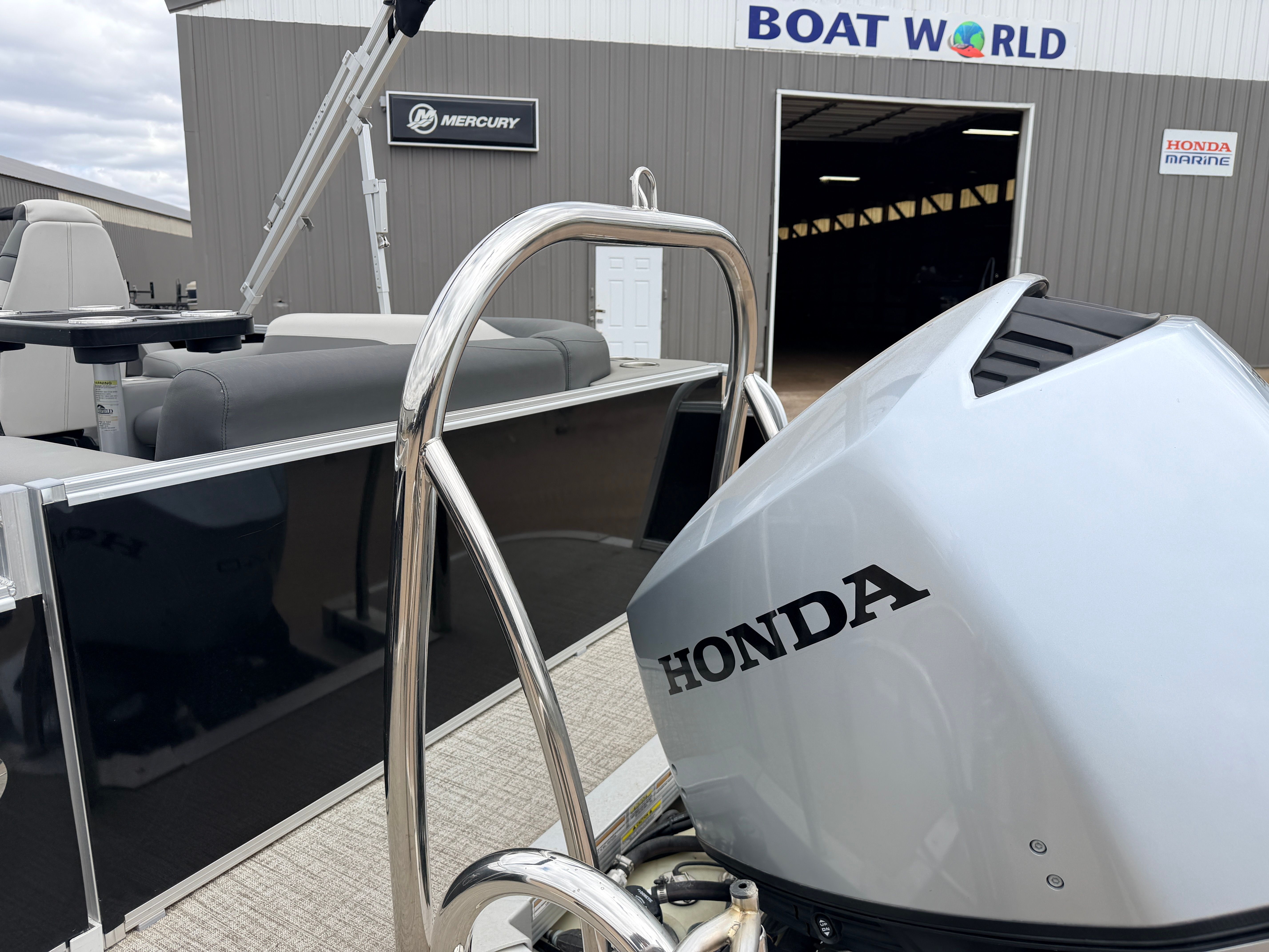 2023 Tahoe LTZ 2385 Elite & 140HP Honda 4Stroke -$39,995 - 60
