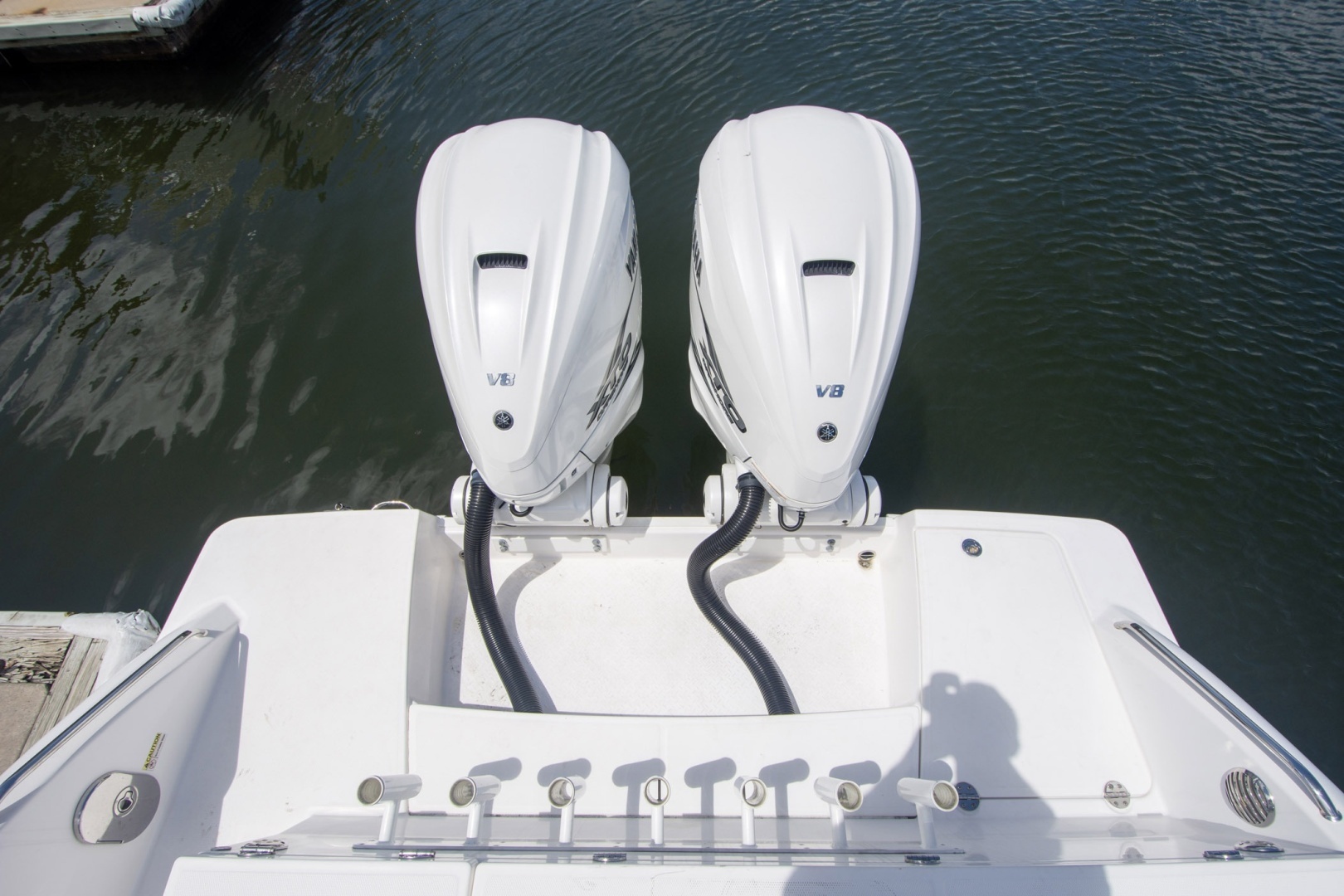 2019 Everglades 340 Dual Console - Image 33