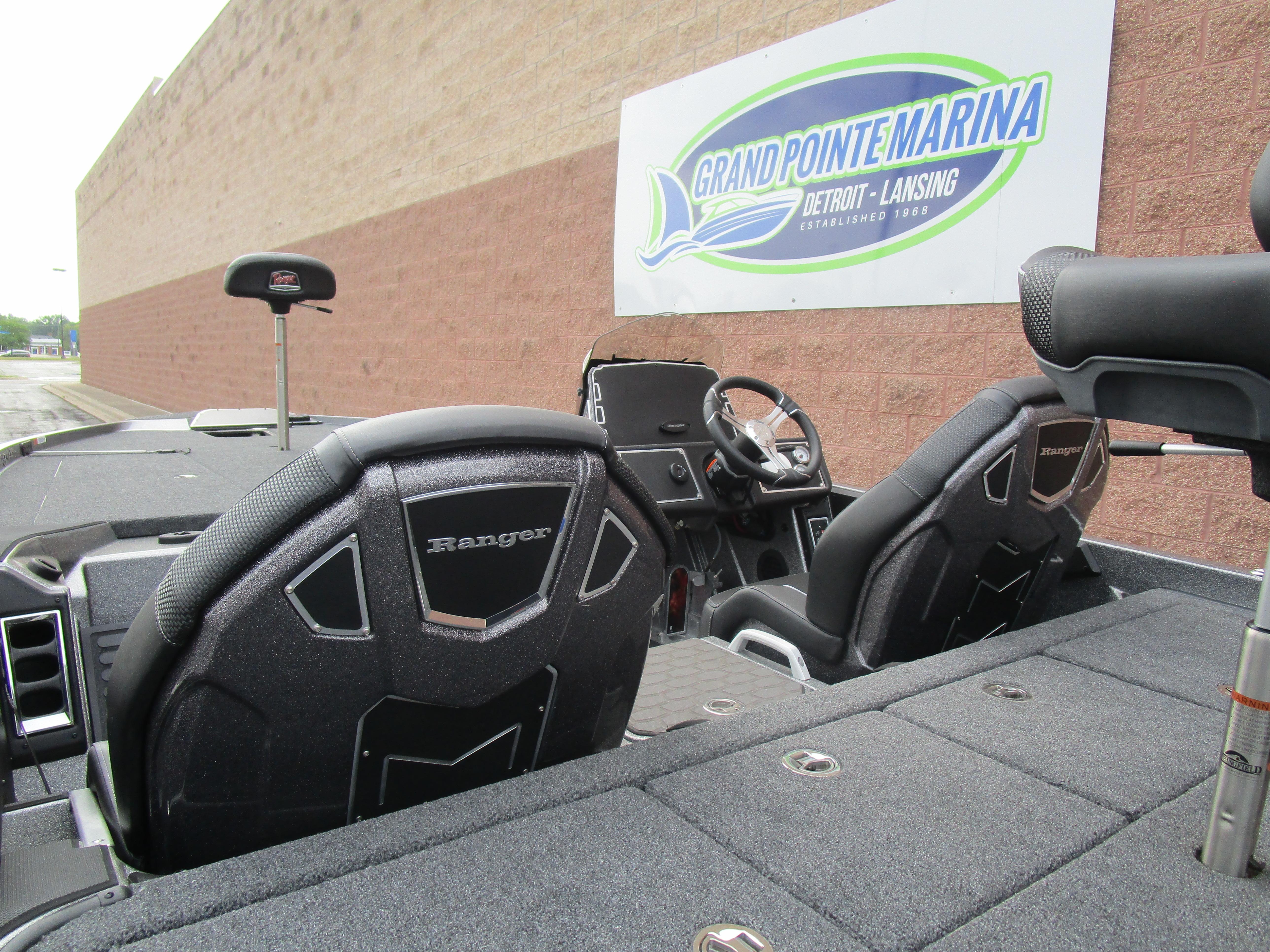 2025 Ranger Z520 boat interior at Grand Pointe Marina, Detroit-Lansing.