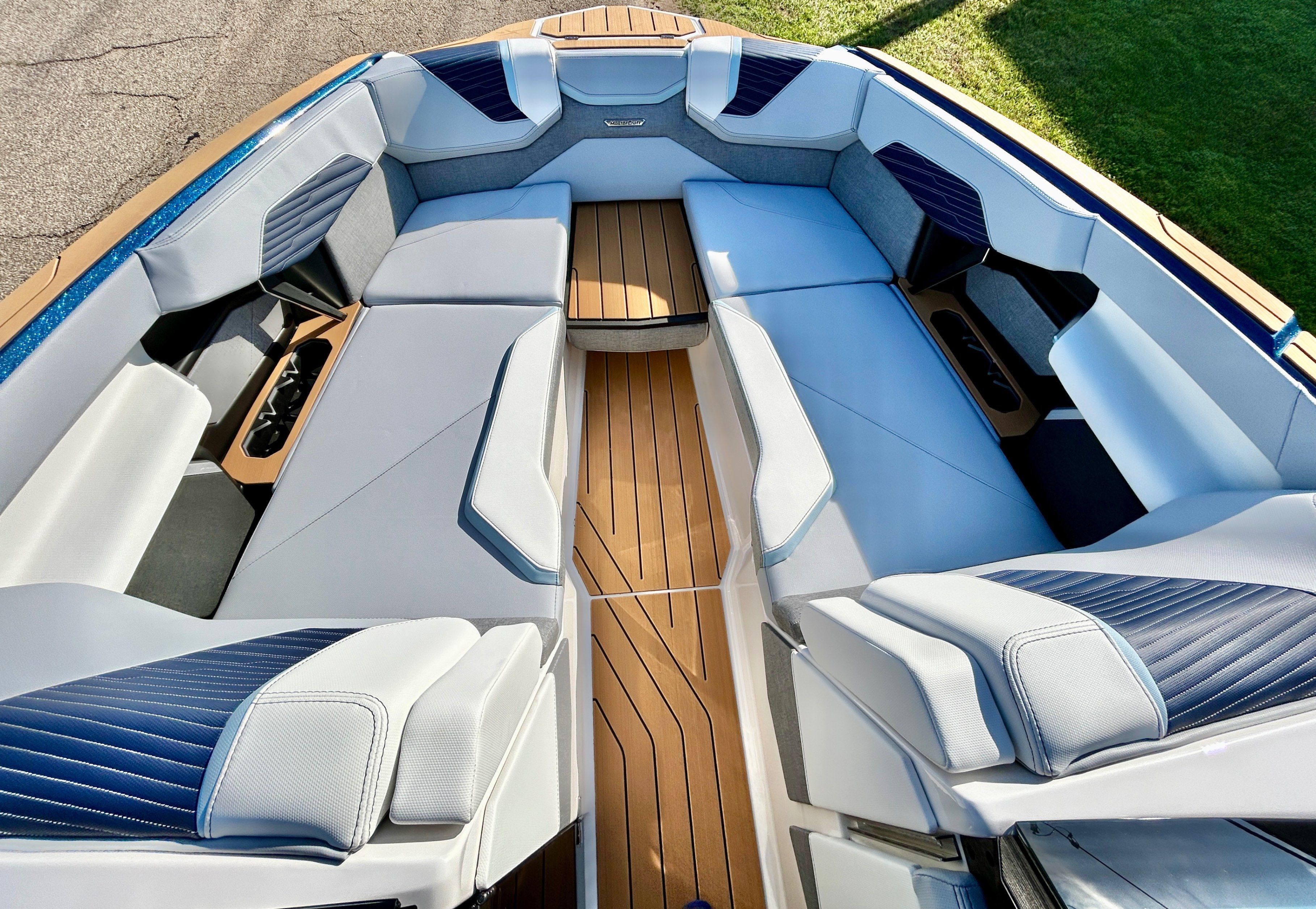 2026 MasterCraft X24 - 16