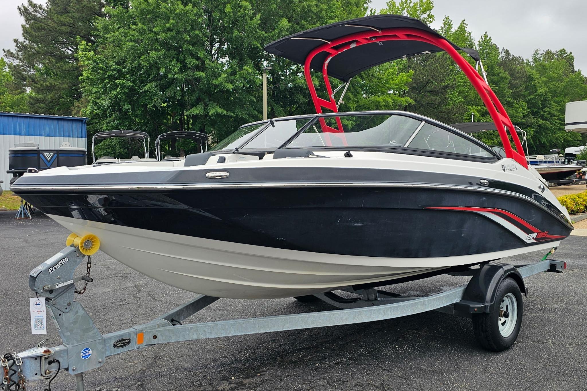 2019 Yamaha Boats AR195