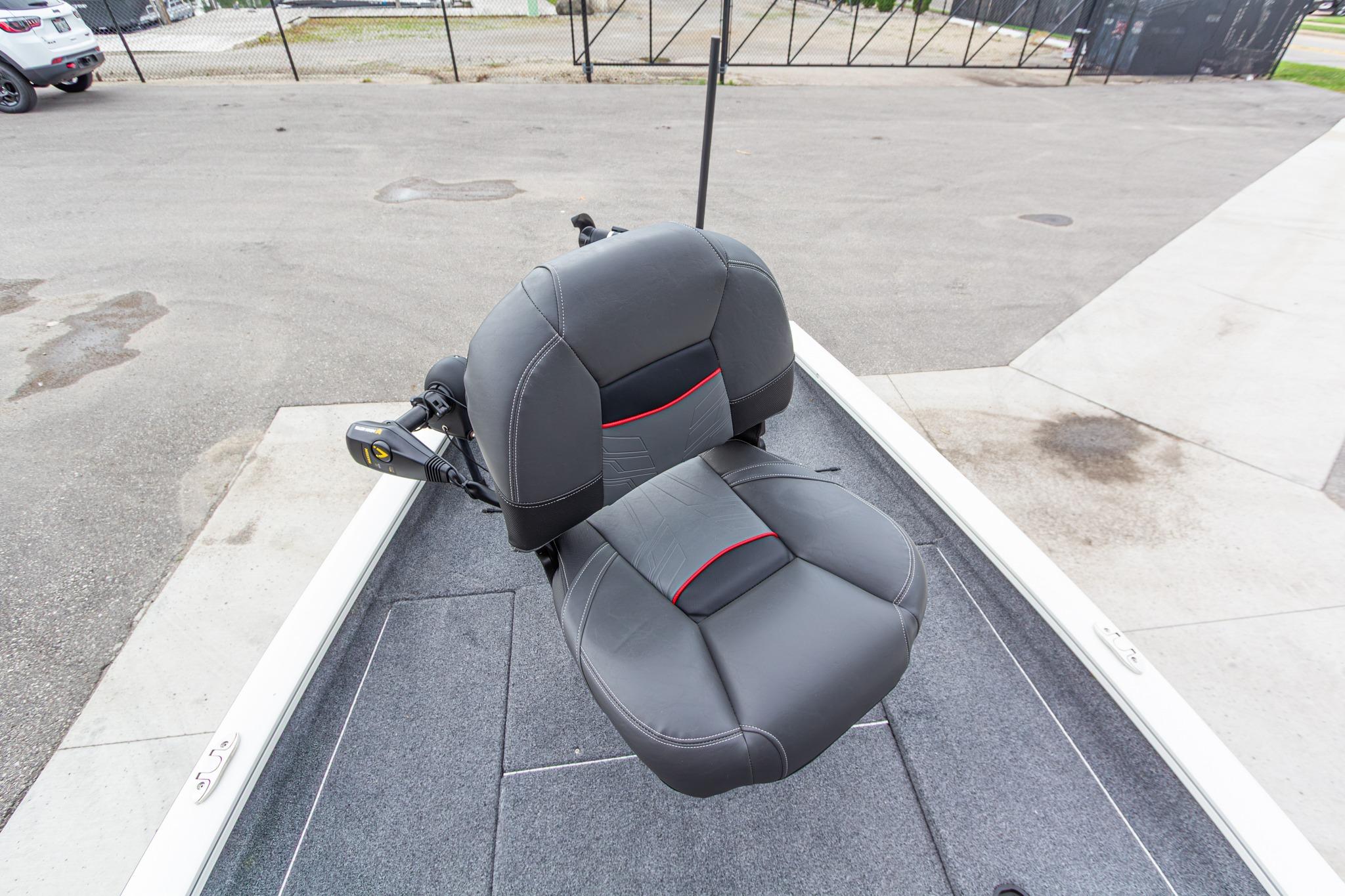 2023 Tracker Pro Team 190 TX boat seat with sleek design and comfortable padding.
