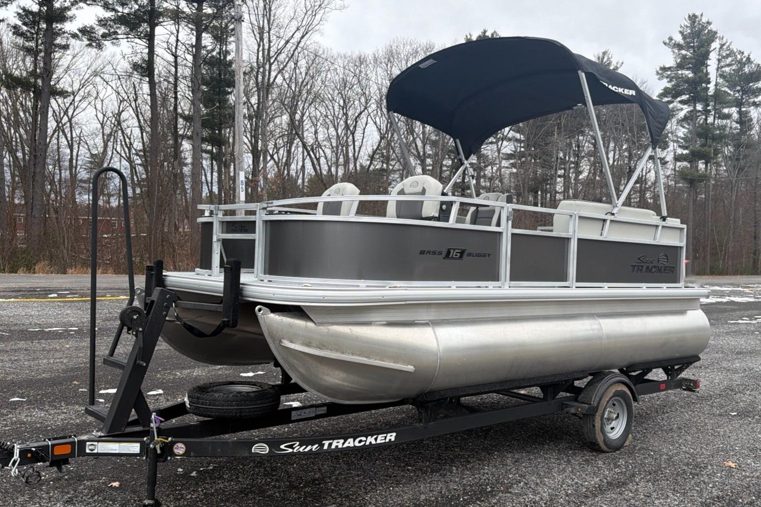 2026 Sun Tracker Bass Buggy 16 XL Select