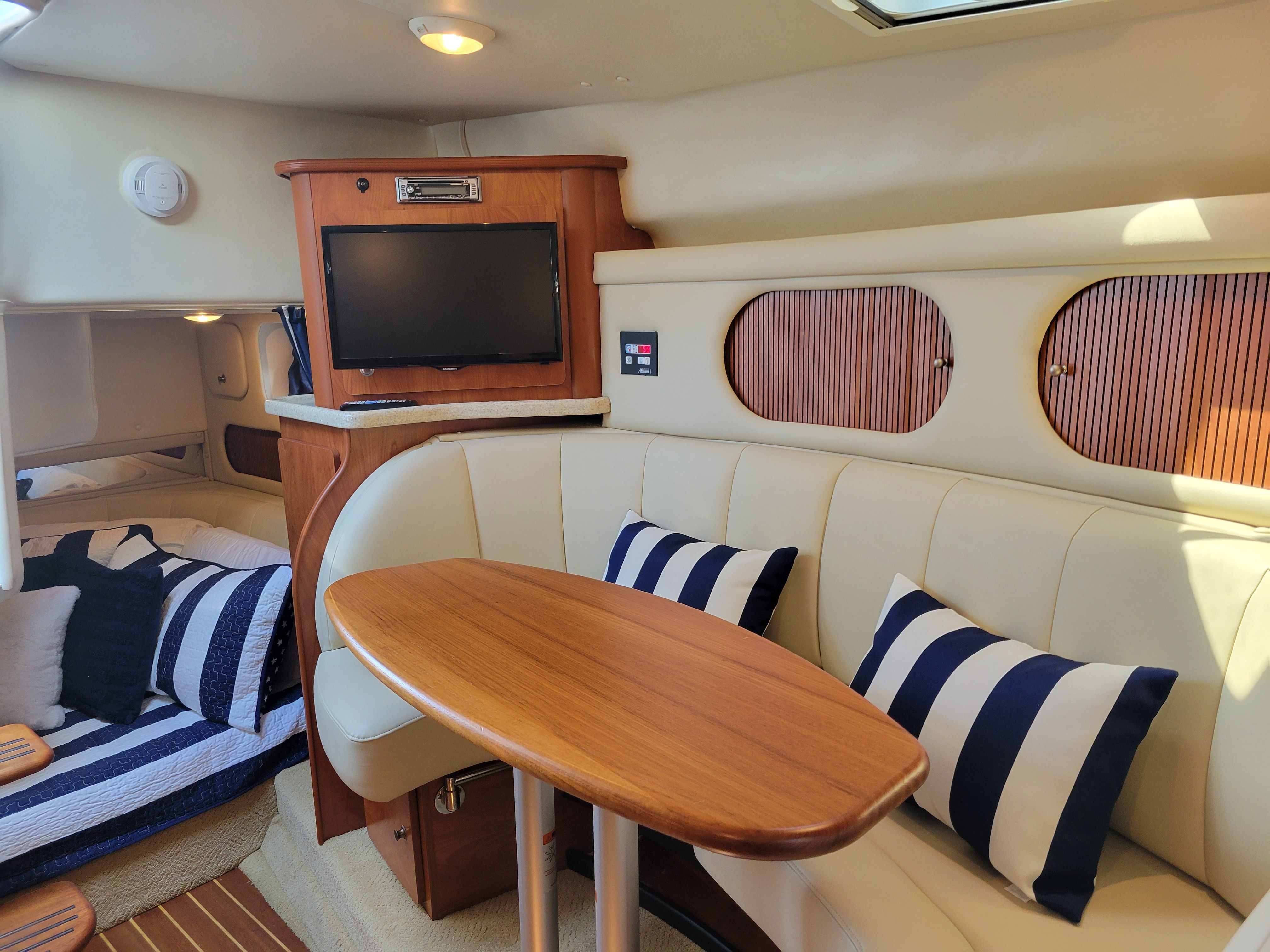 2008 Rinker Express Cruiser - 6
