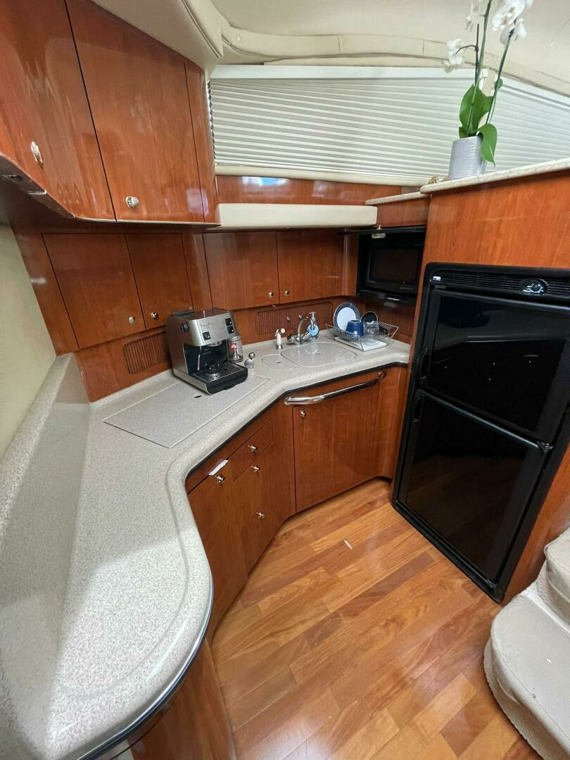 2003 Sea Ray 39 - Image 7