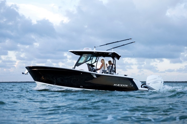 2027 Blackfin 272 CC