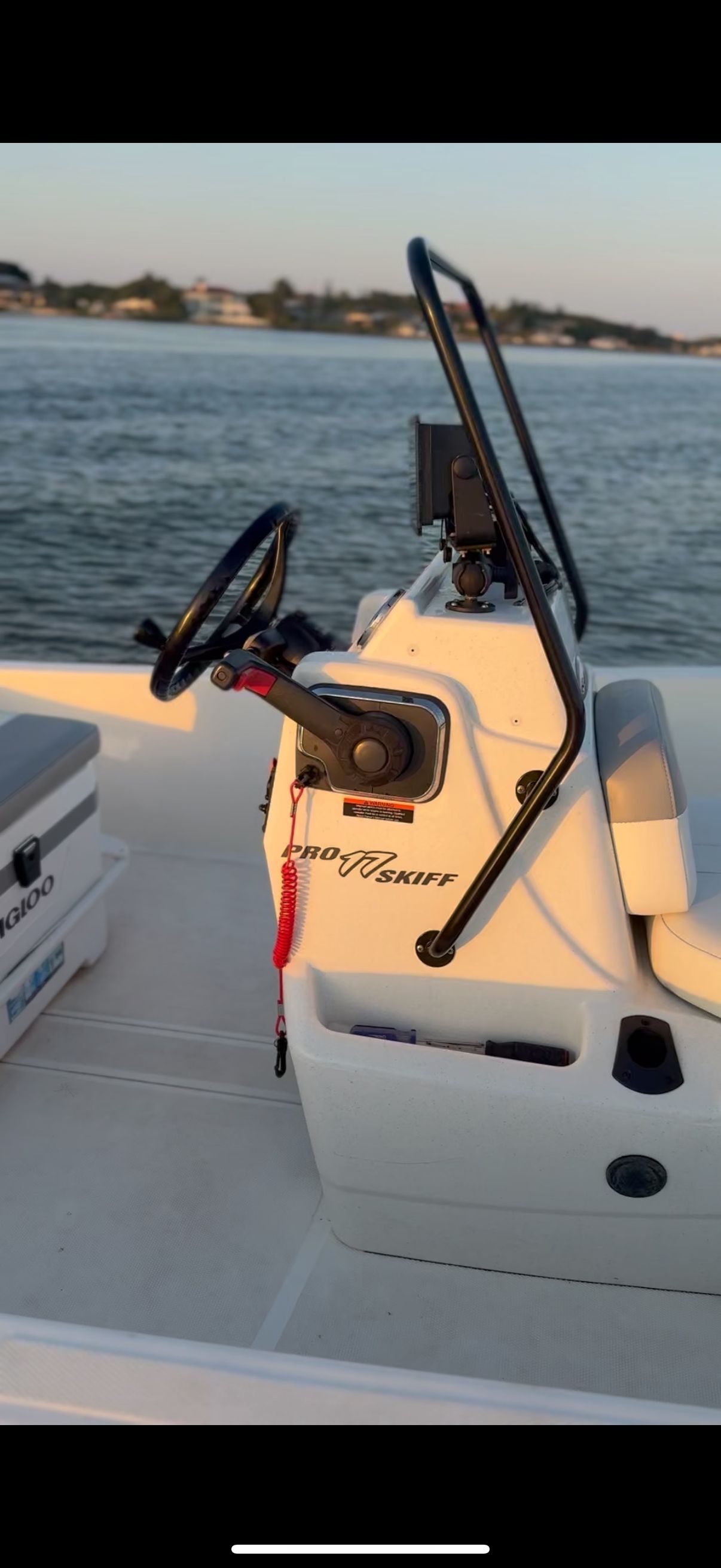 2024 Mako Pro Skiff 17 CC - 3