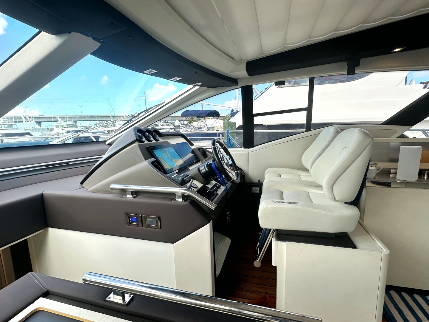 2015 Azimut 55S - Image 17