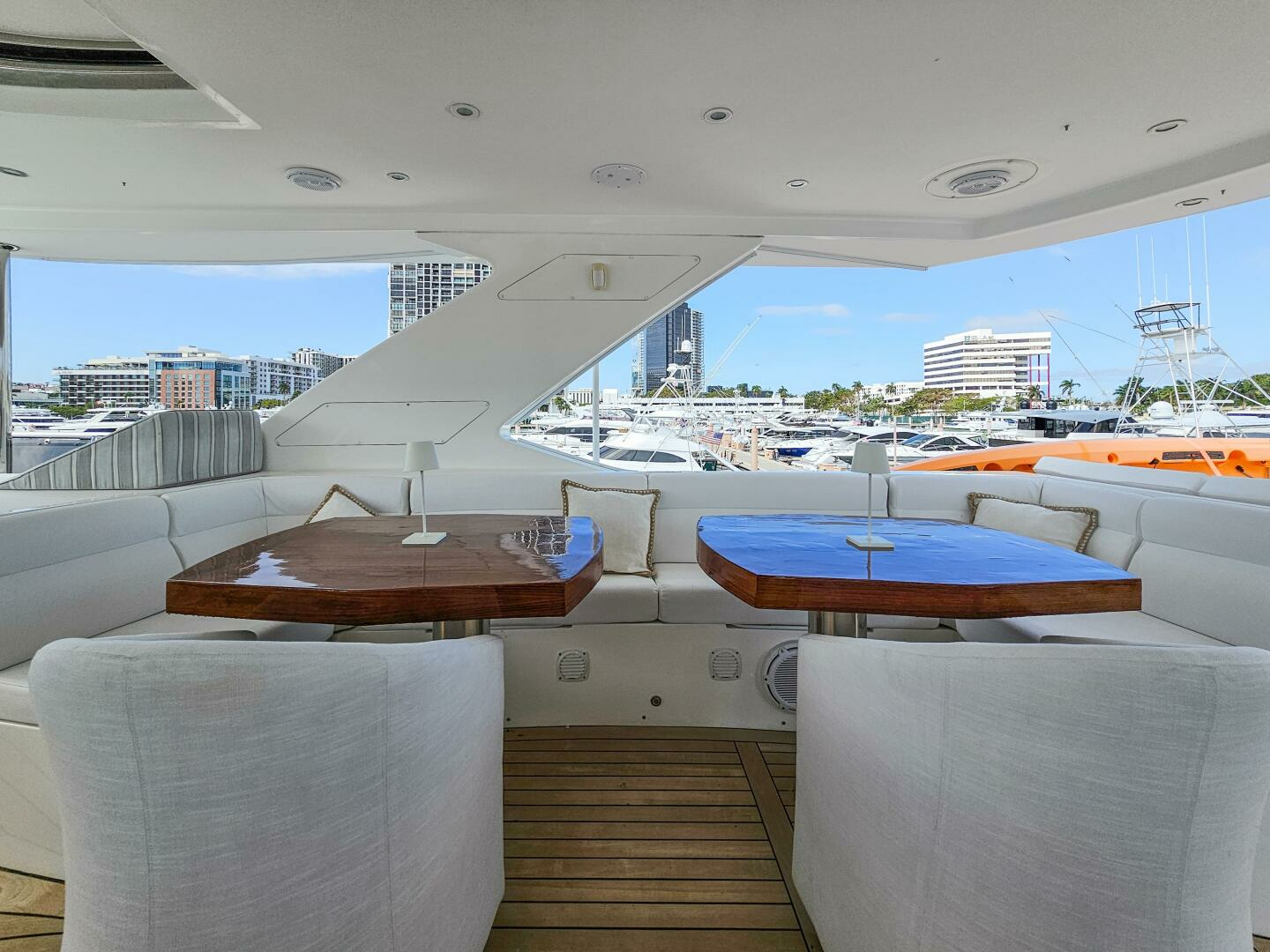 2010 Ocean Alexander 83 - Image 32