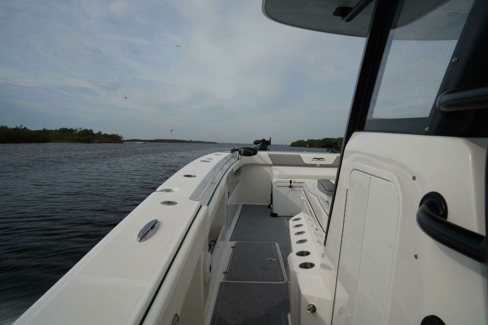2022 Invincible 46 Catamaran - Image 12