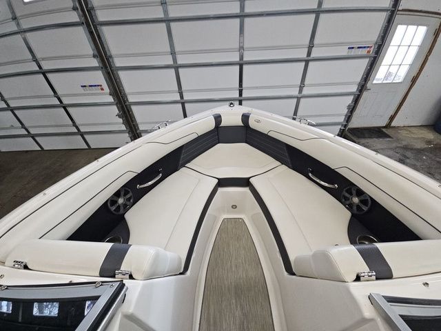 2017 Regal 2100 - 12