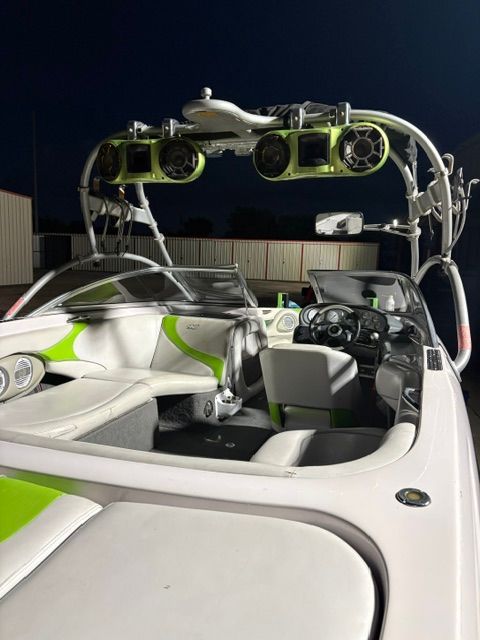 2004 Correct Craft Air 226 - 4