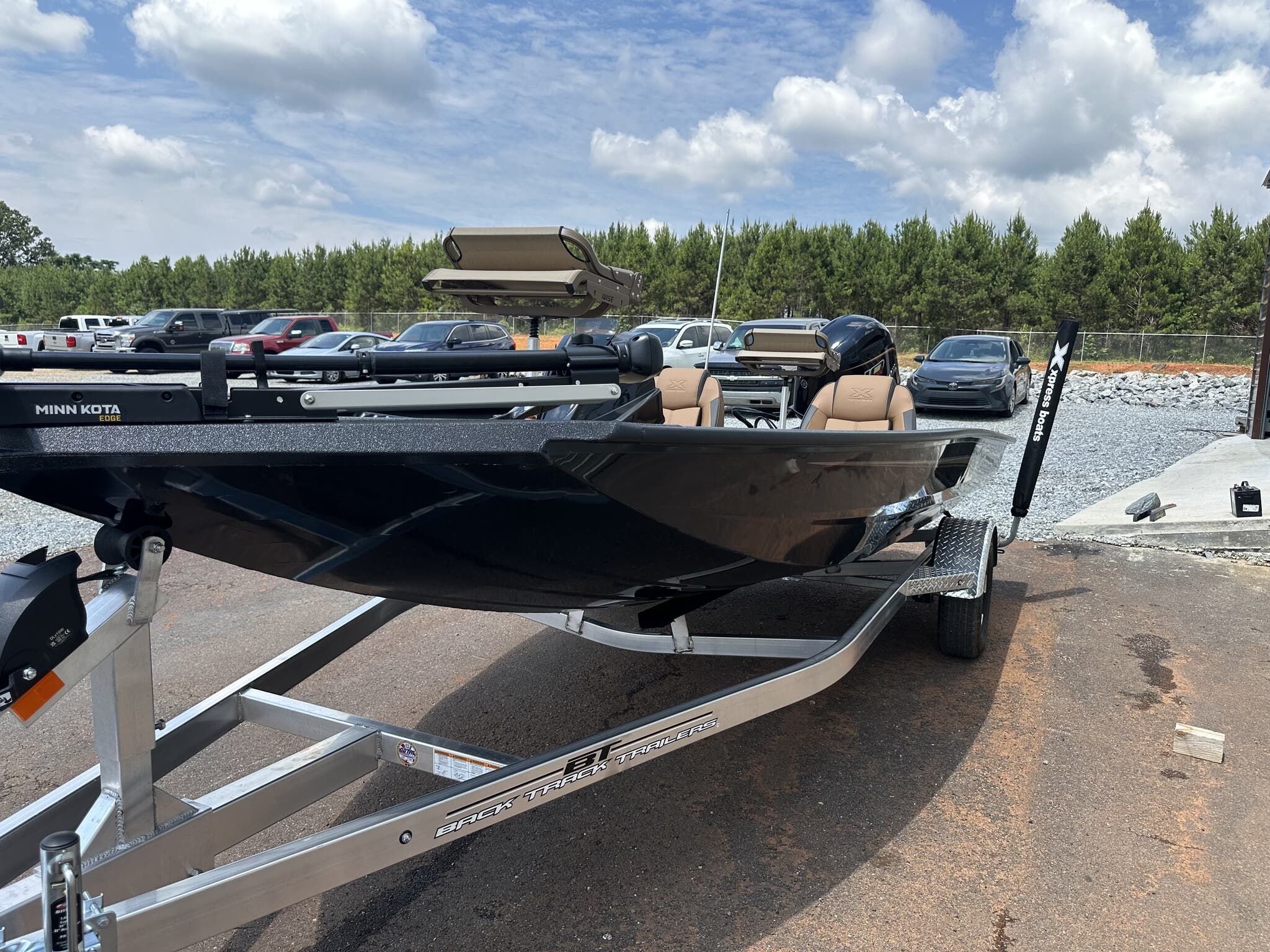 2027 Xpress H18 Bass - 3