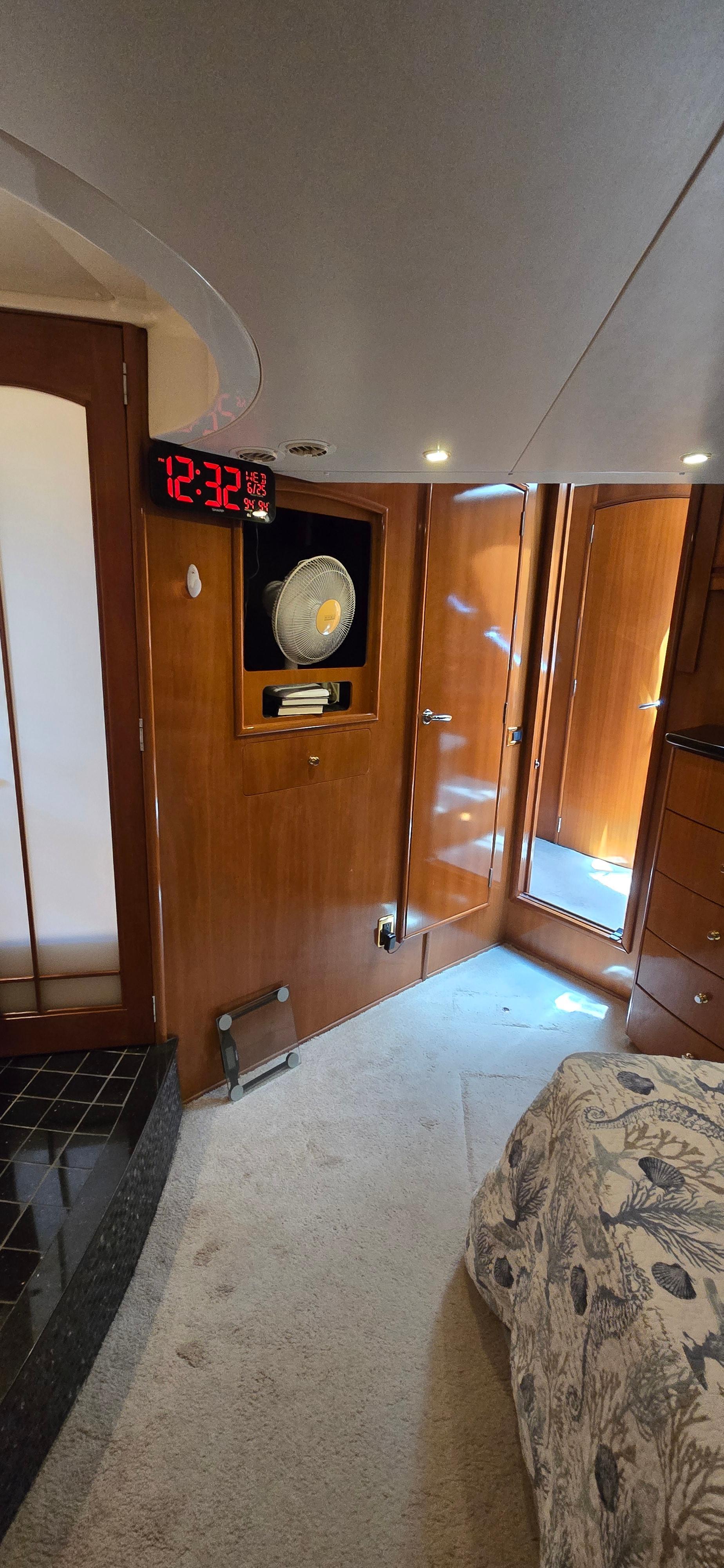2002 Carver 570 Voyager Pilothouse - 7