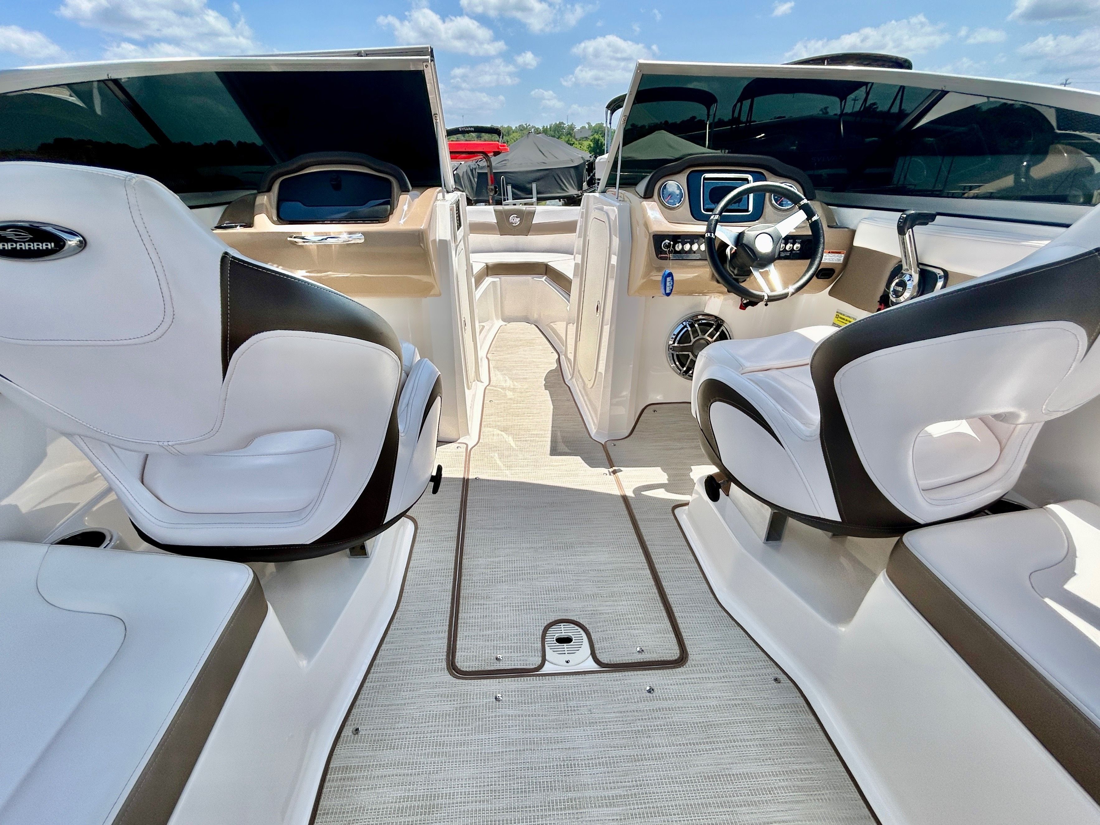 2018 Chaparral 23 Surf - 54
