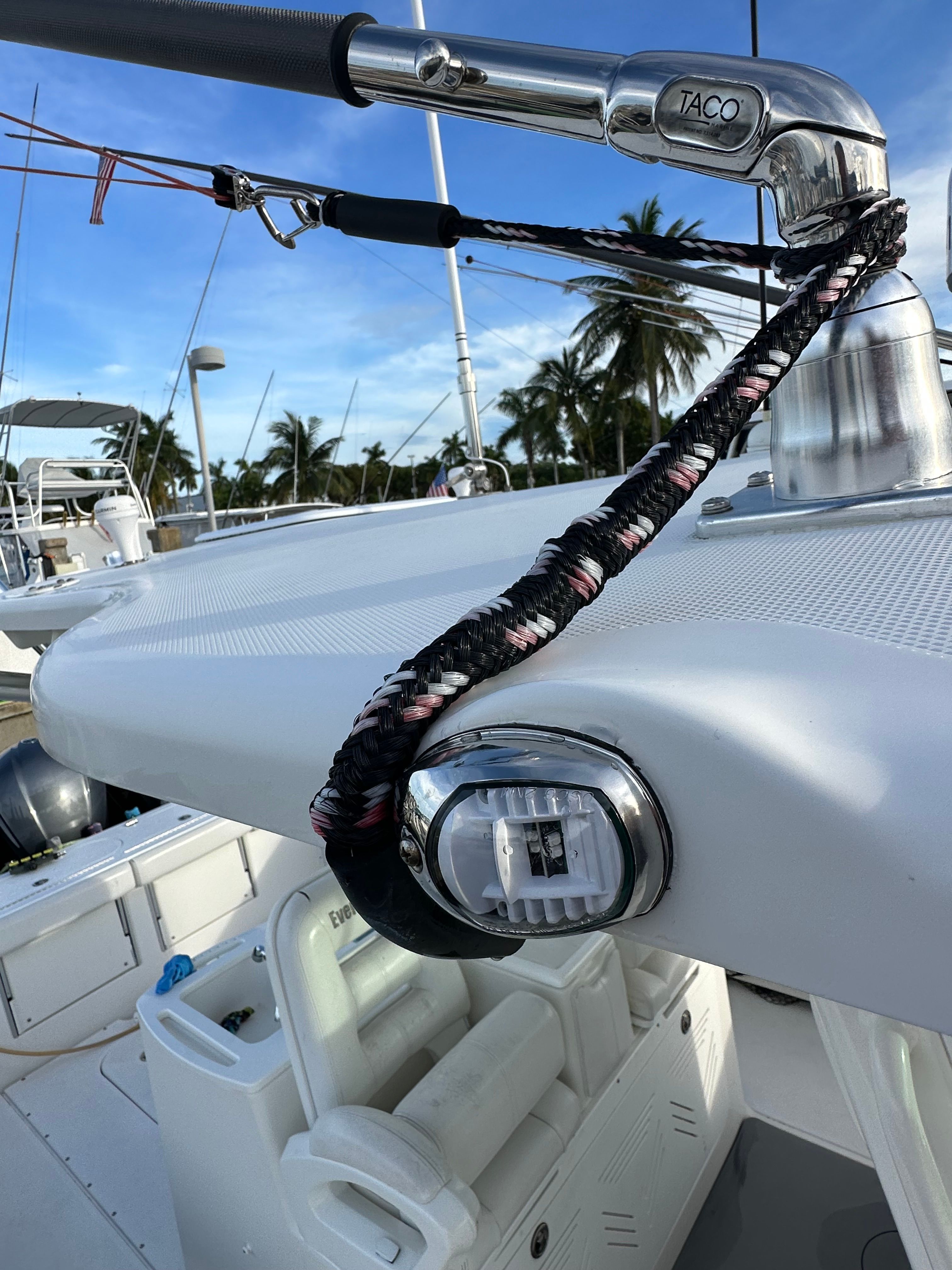 2009 Everglades 365 Center Console - 53