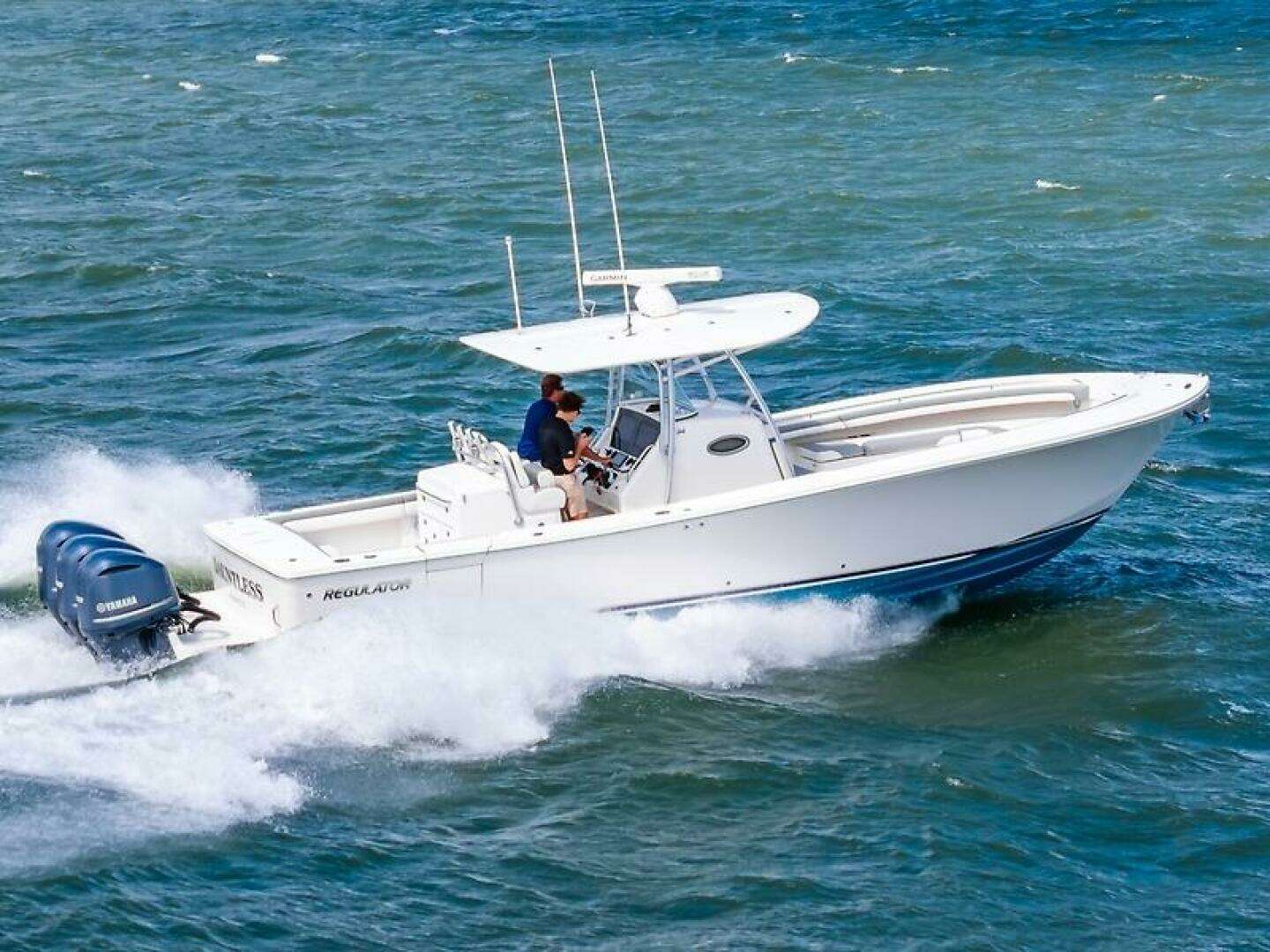2018 Regulator 34 FS - Image 4