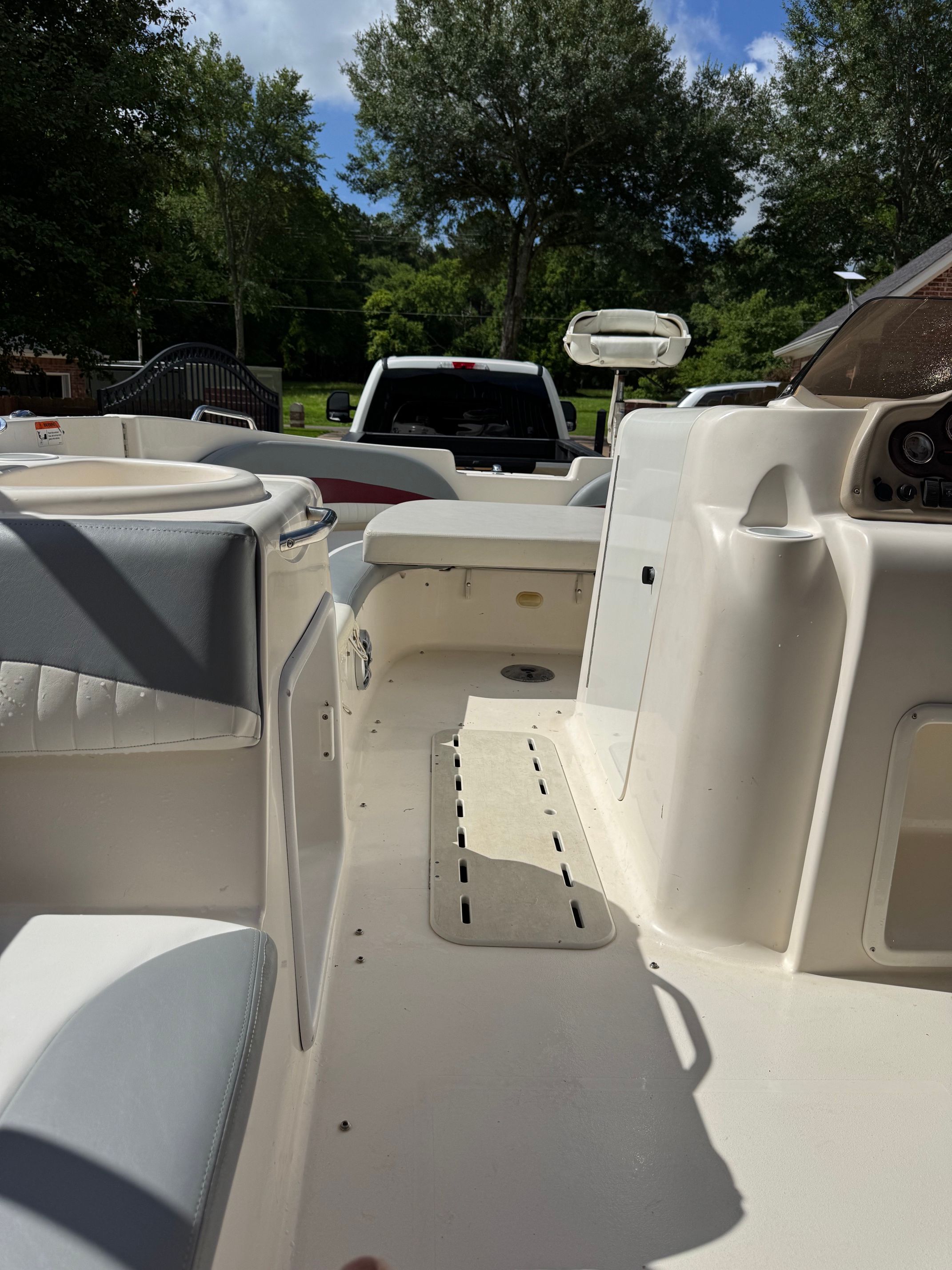 2006 Glastron DS 215 - 18