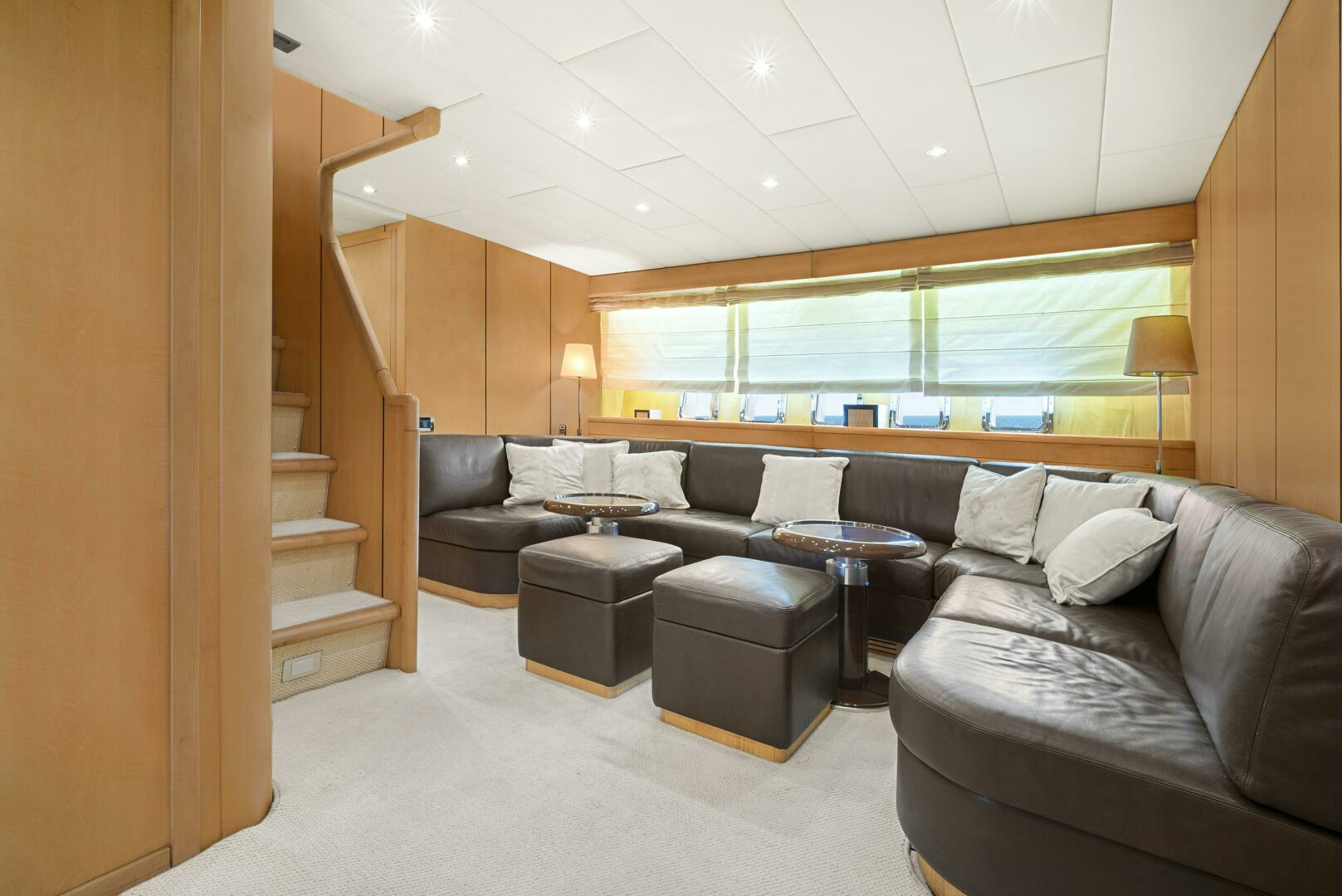 2001 Mangusta 72 - Image 51